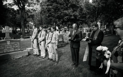 Uroczystość odwiedzenia grobów polskich generałów na cmentarzu Notre-Dame w Ottawie-Vanier