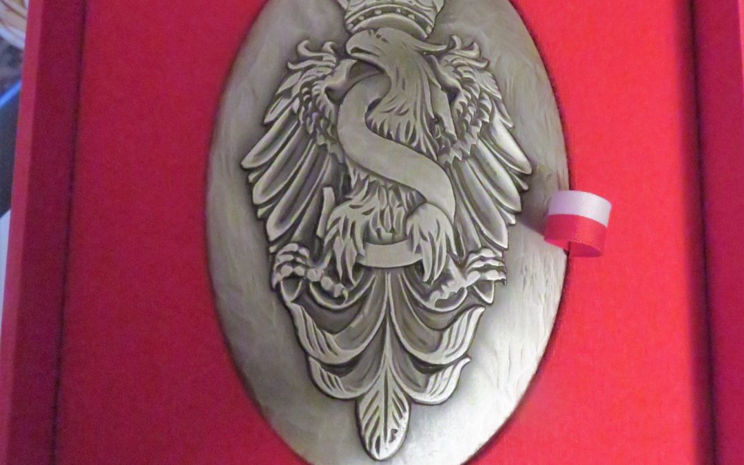 Przyznanie medalu Senatu Rzeczypospolitej Polskiej dla Instytutu Oskara Haleckiego w Kanadzie