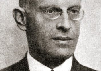 Bibliografie dotyczące Oskara Haleckiego przygotowane przez Michała Kozłowskiego